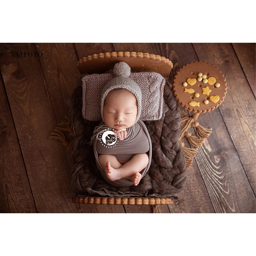 Newborn Photography Props Cute Cookie Shape Theme for Baby