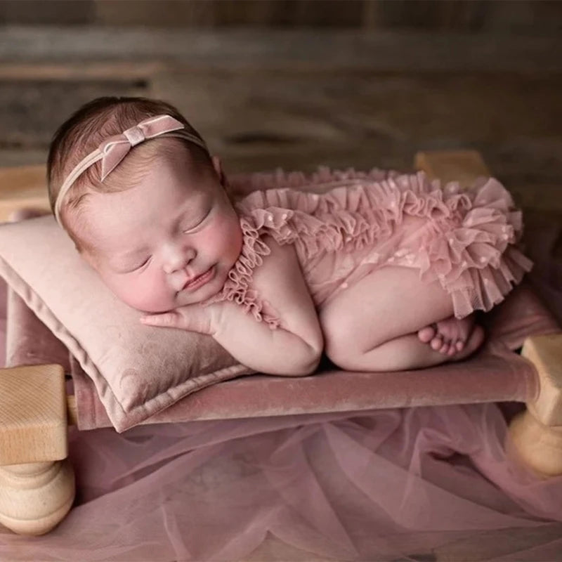 Newborn Photography Props Bed Wooden Mini Bed for Baby Photo Shooting